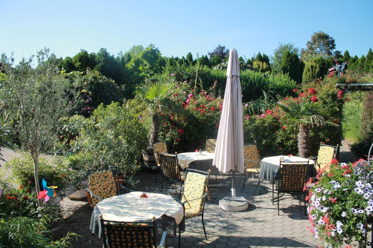 Landhotel Erhardt Bad Waltersdorf Exterior photo
